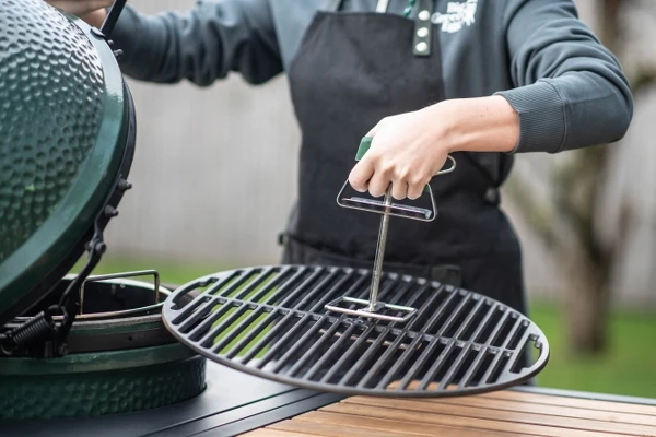 Big Green Egg GRID LIFTER - SOLLEVATORE GRIGLIA A MOLLA 4 Big Green Egg GRID LIFTER - SOLLEVATORE GRIGLIA A MOLLA - immagine 2