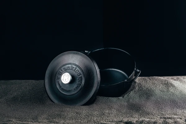 Lodge CASSERUOLA CON COPERCHIO BLACKLOCK - 5,2 LT 7 Lodge CASSERUOLA CON COPERCHIO BLACKLOCK - 5,2 LT - immagine 5