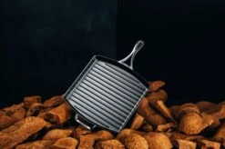 Lodge BISTECCHIERA QUADRATA 30X30 CM 7 Lodge BISTECCHIERA QUADRATA 30X30 CM -Mailgarden Negozio BL65GP 03