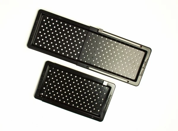 VASSOIO PER BARBECUE REGOLABILE 3 VASSOIO PER BARBECUE REGOLABILE